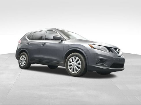 Used 2016 Nissan Rogue S FWD image 15