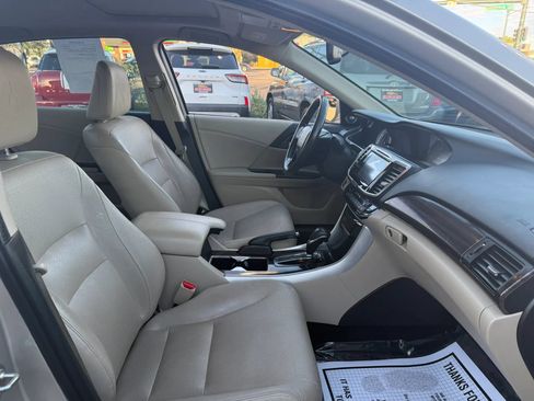Used 2017 Honda Accord EX-L image 15