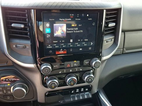 Used 2025 RAM 1500 Big Horn AWD/4WD image 17
