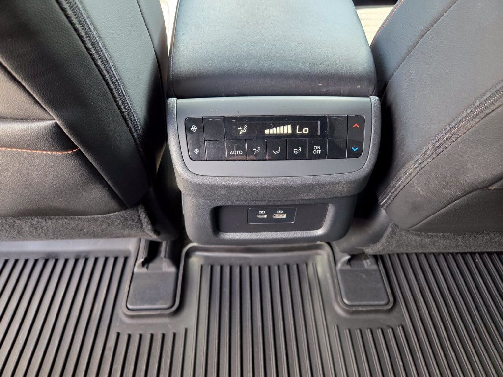 Used 2024 Nissan Pathfinder Rock Creek AWD/4WD image 16