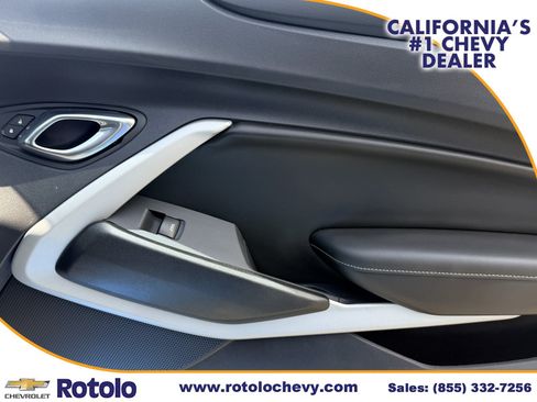 Used 2023 Chevrolet Camaro LT RWD image 9