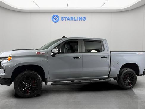 Used 2024 Chevrolet Silverado 1500 LT Trail Boss w/ LT Trail Boss Premium Package AWD/4WD image 2