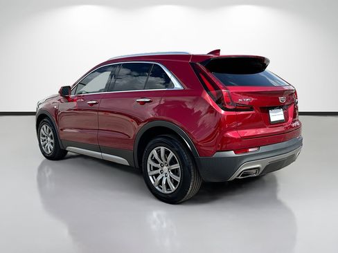 Used 2020 Cadillac XT4 Premium Luxury w/ Driver Awareness Package FWD image 5