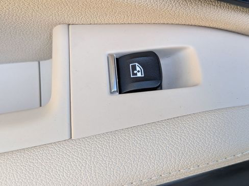 Used 2021 BMW X5 sDrive40i w/ Convenience Package image 30