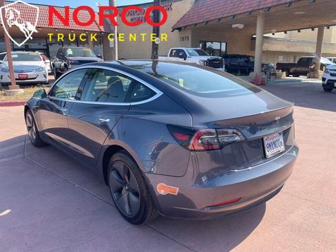 Used 2020 Tesla Model 3 Standard Range Plus image 6