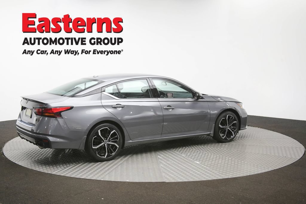 Used 2023 Nissan Altima 2.5 SR FWD image 43