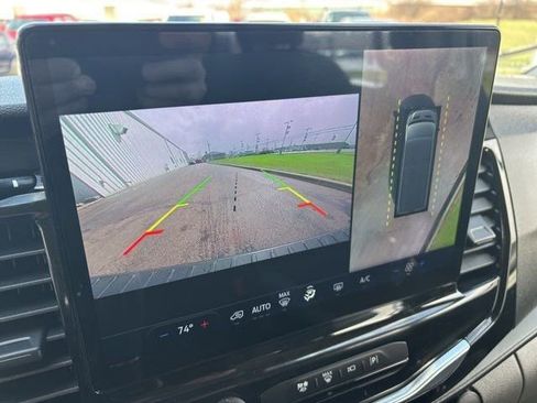 Used 2023 Ford Transit 350 XLT image 20