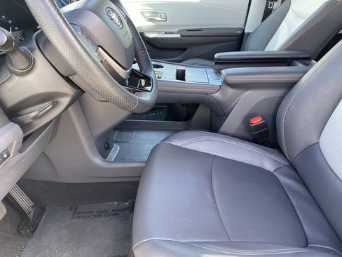 Certified 2023 Toyota Sienna XSE w/ XSE Plus Package AWD/4WD image 23