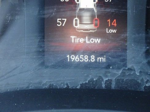 Used 2024 RAM 2500 Big Horn w/ Bed Utility Group image 11