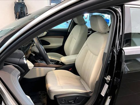 Used 2025 Audi A5 2.0T Premium w/ Convenience Package image 8