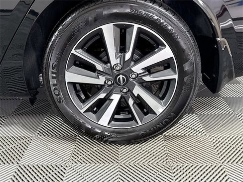 Certified 2025 Nissan Versa S w/ S Plus Package image 4