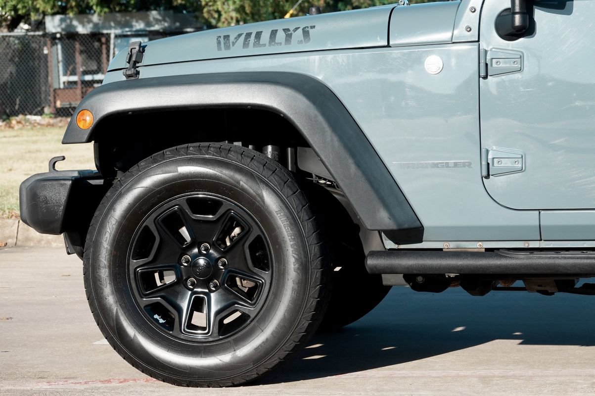 Used 2015 Jeep Wrangler Sport AWD/4WD image 22