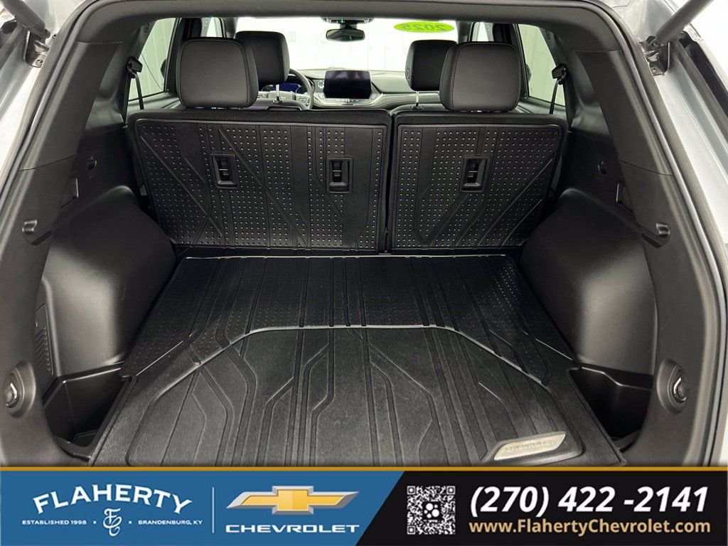Used 2025 Chevrolet Blazer RS w/ Enhanced Convenience Package FWD image 20