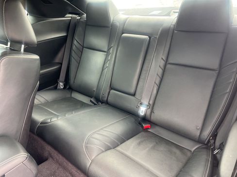 Used 2016 Dodge Challenger SRT Hellcat image 12