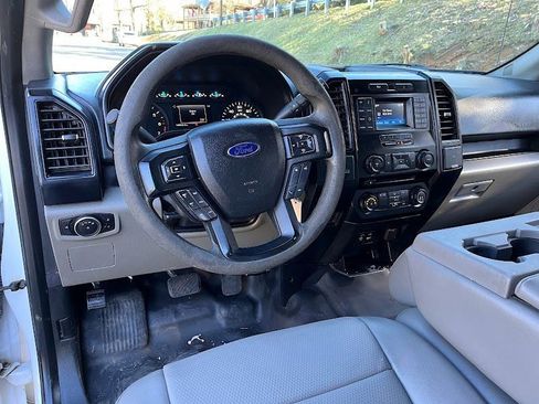 Used 2015 Ford F150 XL w/ Equipment Group 101A Mid image 10