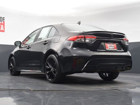 Used 2022 Toyota Corolla SE FWD image 26