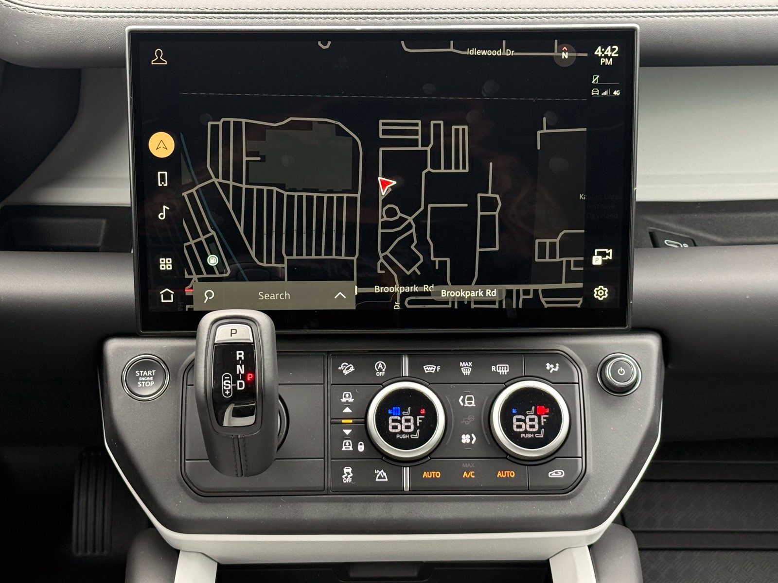 New 2026 Land Rover Defender 110 X-Dynamic SE AWD/4WD image 21