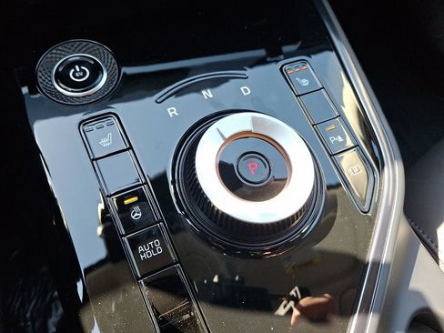 New 2025 Kia Niro Wind w/ Wind Preserve Package image 10