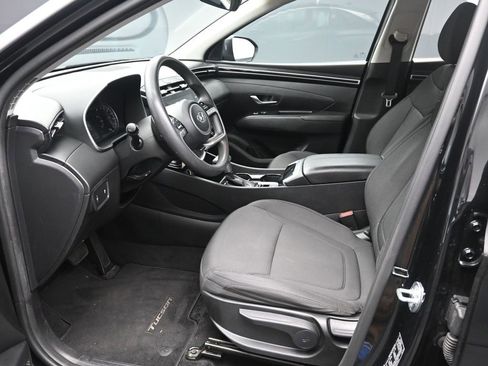 Used 2023 Hyundai Tucson SE image 17