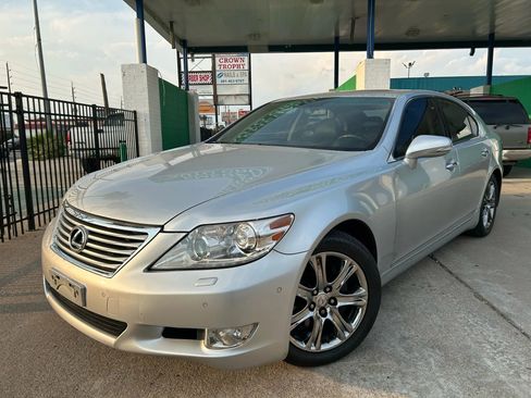 Used 2012 Lexus LS 460 LS 460 Sedan 4D image 2