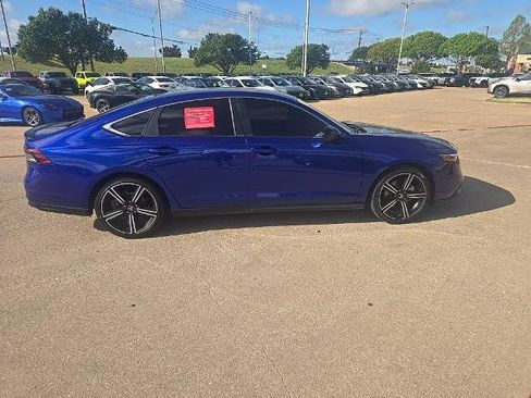 Used 2024 Honda Accord Sport image 6