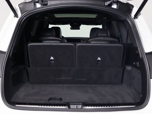 Used 2023 Mercedes-Benz GLS 450 4MATIC image 15