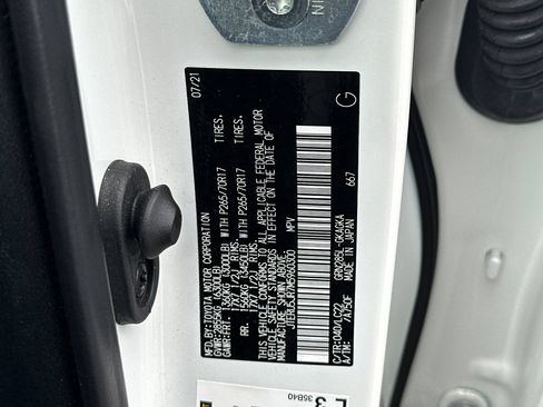 Used 2021 Toyota 4Runner TRD Off-Road Premium w/ Moonroof Package AWD/4WD image 28