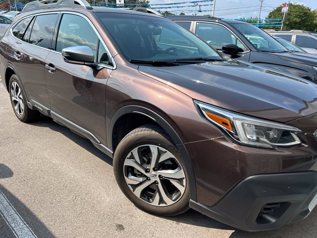Used 2021 Subaru Outback Touring AWD/4WD image 2