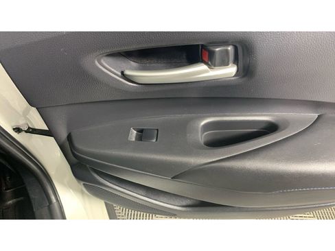 Used 2020 Toyota Corolla SE image 37