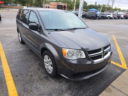 Used 2016 Dodge Grand Caravan SE w/ Quick Order Package 29E SE