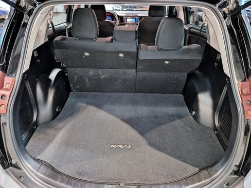 Used 2014 Toyota RAV4 LE AWD/4WD image 22