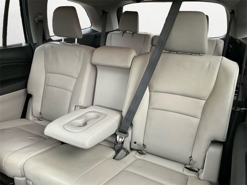 Used 2022 Honda Pilot Special Edition image 9