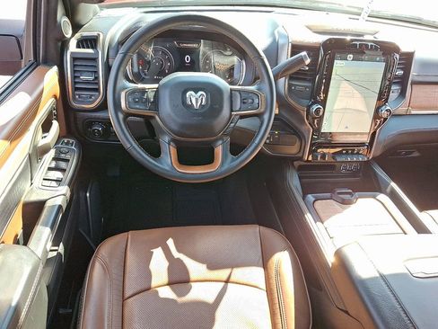 Used 2024 RAM 2500 Limited image 11