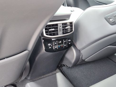 New 2026 Lexus RX 450h AWD image 17