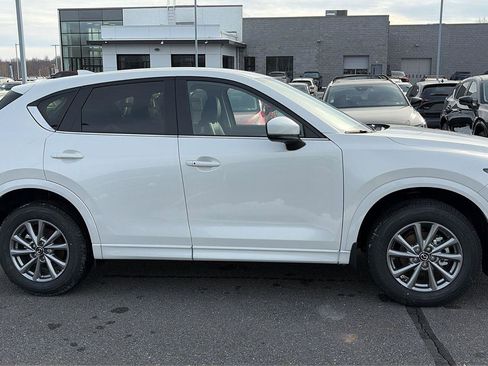 New 2025 MAZDA CX-5 AWD 2.5 S w/ Preferred Package image 2