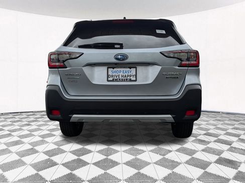 Used 2025 Subaru Outback Touring AWD/4WD image 13