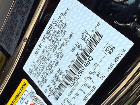 Certified 2021 Ford Mustang GT Premium w/ Equipment Group 401A image 19