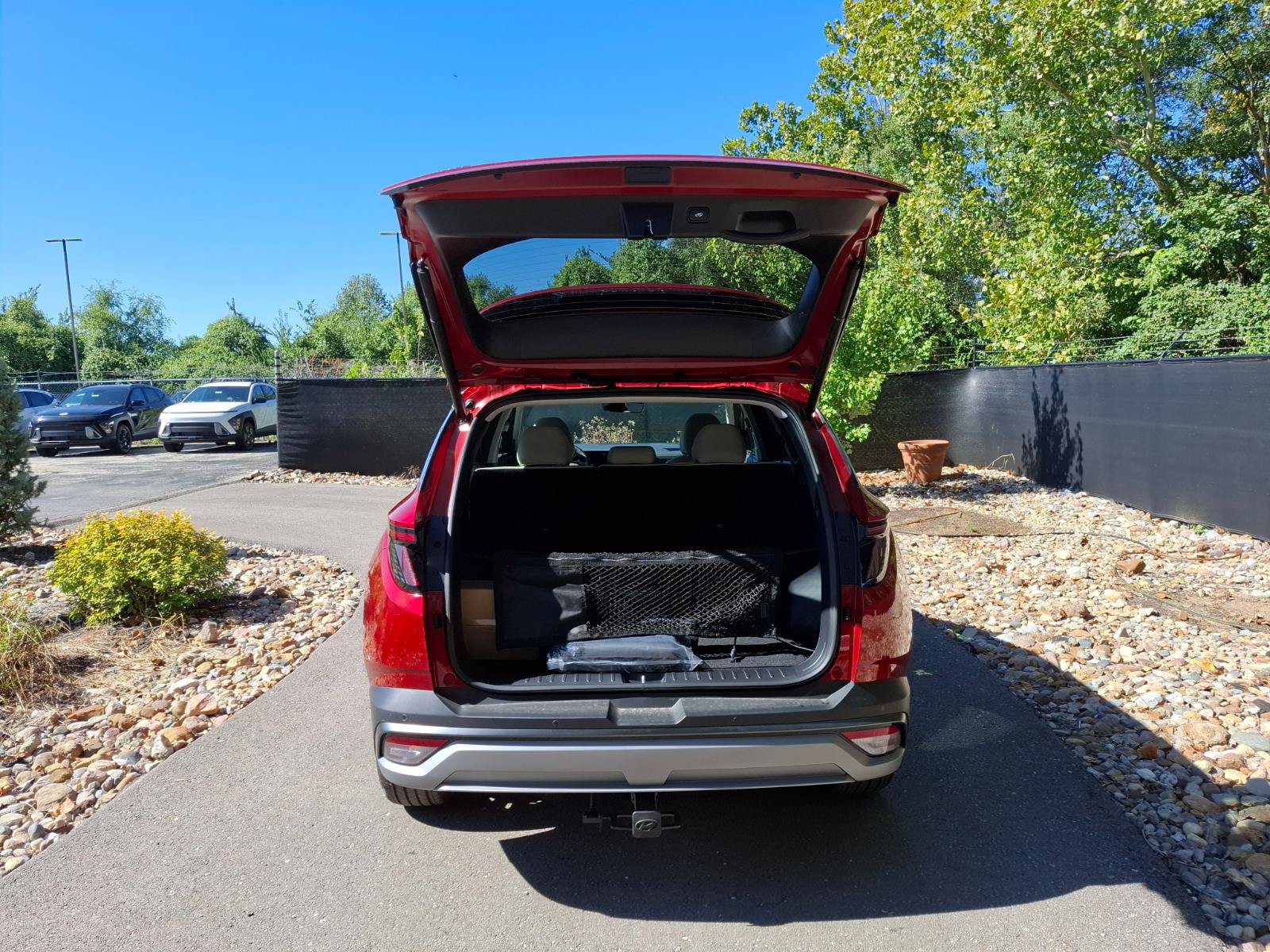 New 2026 Hyundai Tucson Limited w/ Tow & Go Package AWD/4WD image 13