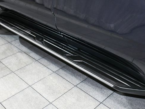 Used 2022 Chevrolet Tahoe LT w/ Luxury Package image 80