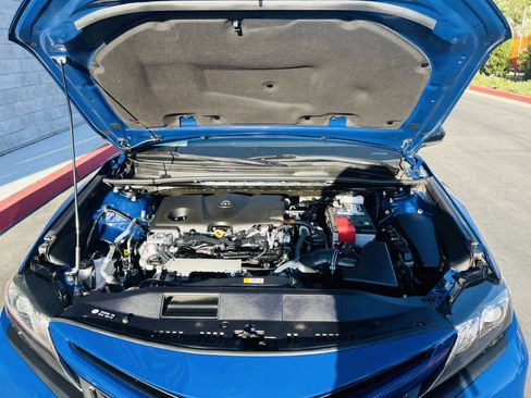 Used 2023 Toyota Camry SE w/ Convenience Package FWD image 6