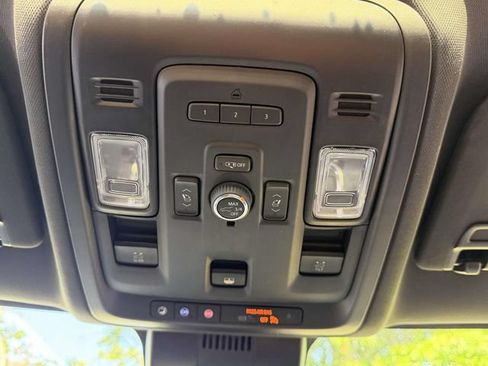 Used 2023 Chevrolet Tahoe RST w/ Luxury Package AWD/4WD image 32