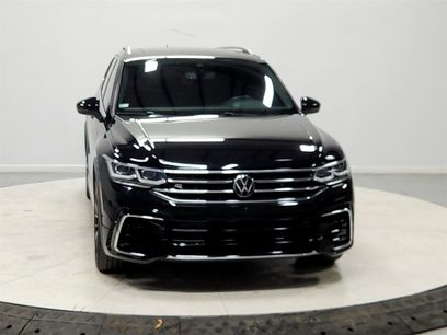 Used 2024 Volkswagen Tiguan SEL R-Line