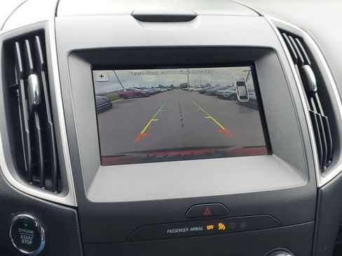 Used 2019 Ford Edge SEL w/ Equipment Group 201A AWD/4WD image 23