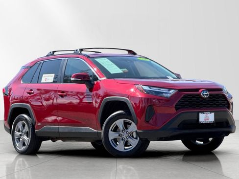 Used 2024 Toyota RAV4 LE AWD/4WD image 1
