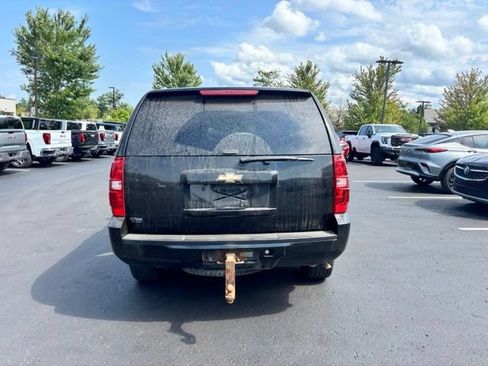 Used 2010 Chevrolet Tahoe LS w/ Skid Plate Package AWD/4WD image 6