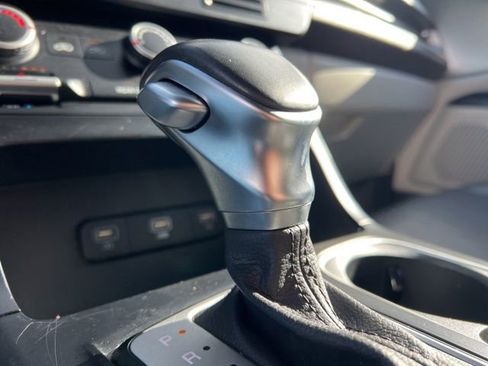 Certified 2024 Kia Carnival LX image 22