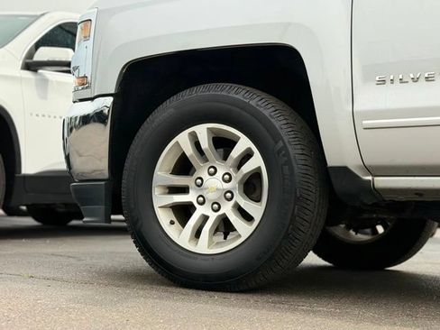 Used 2018 Chevrolet Silverado 1500 LT w/ All Star Edition AWD/4WD image 42