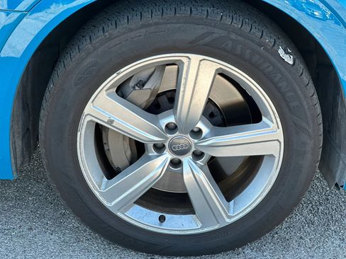Used 2019 Audi e-tron Prestige AWD/4WD image 28