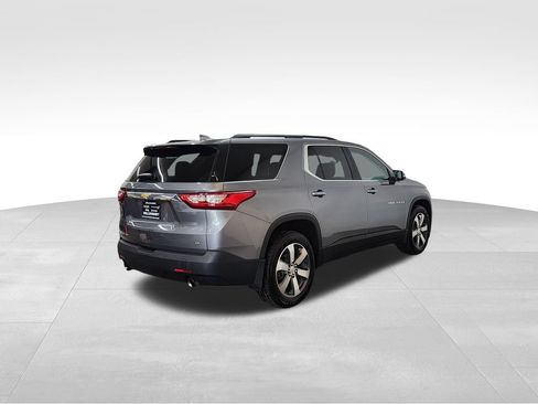 Used 2019 Chevrolet Traverse LT w/ LT Premium Package AWD/4WD image 8