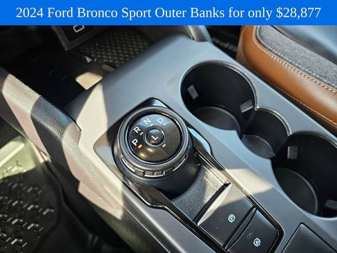 Used 2024 Ford Bronco Sport Outer Banks w/ Tech Package AWD/4WD image 28